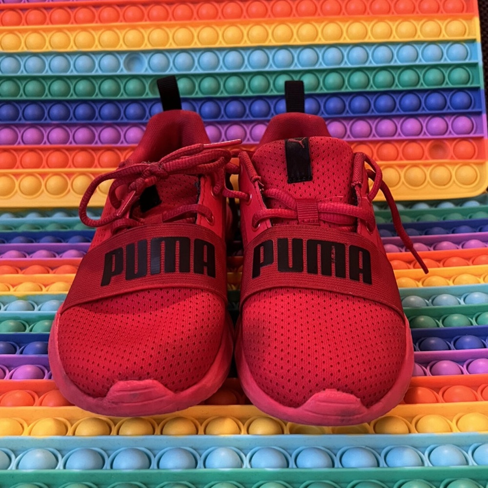 Puma Red Kids Sneakers Sz 1.5c